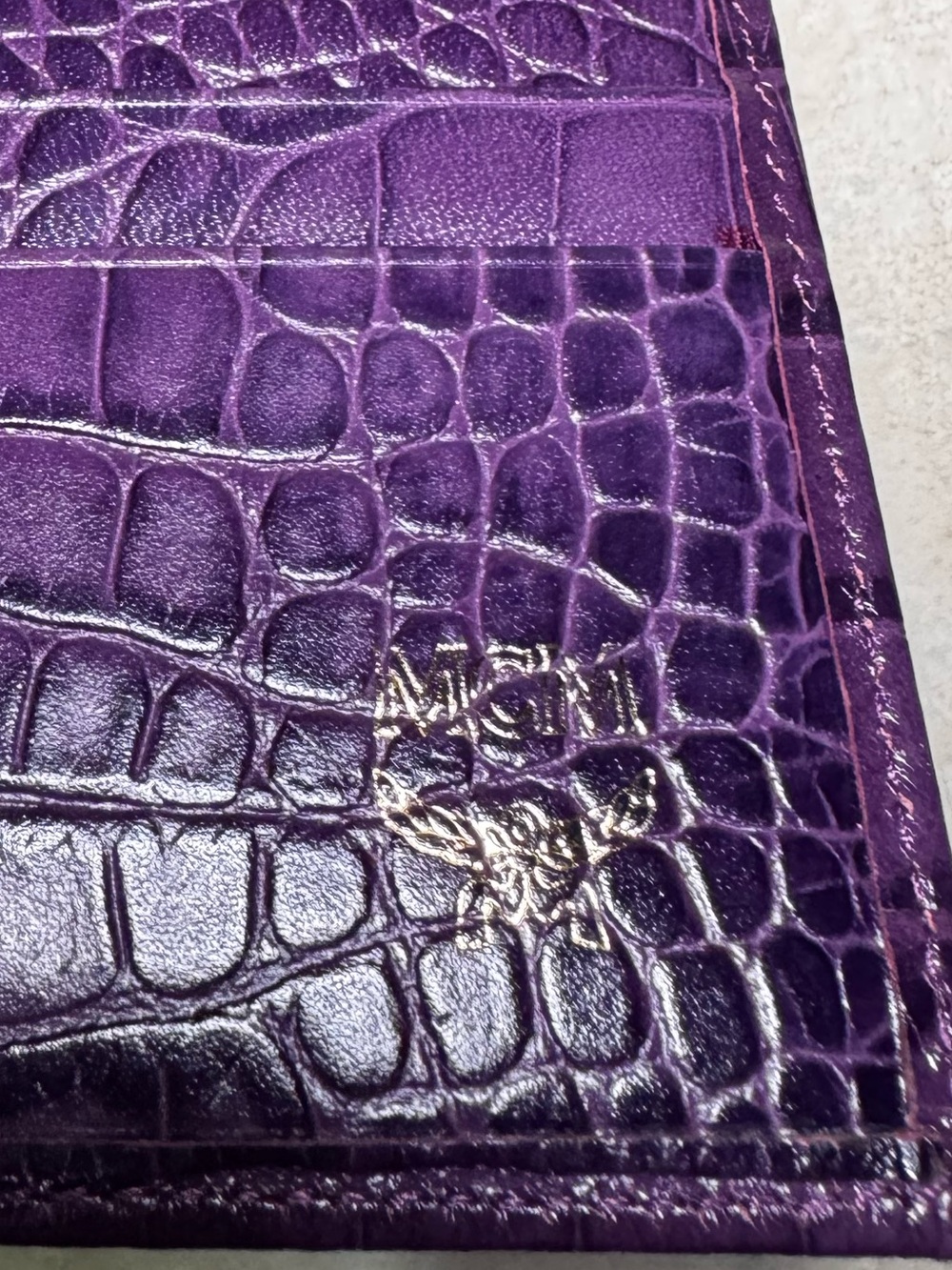 MCM Visetos Black Mono Canvas Purple Crocs Embossed Trim Long Wallet Pre -owned - Picture 4 of 6